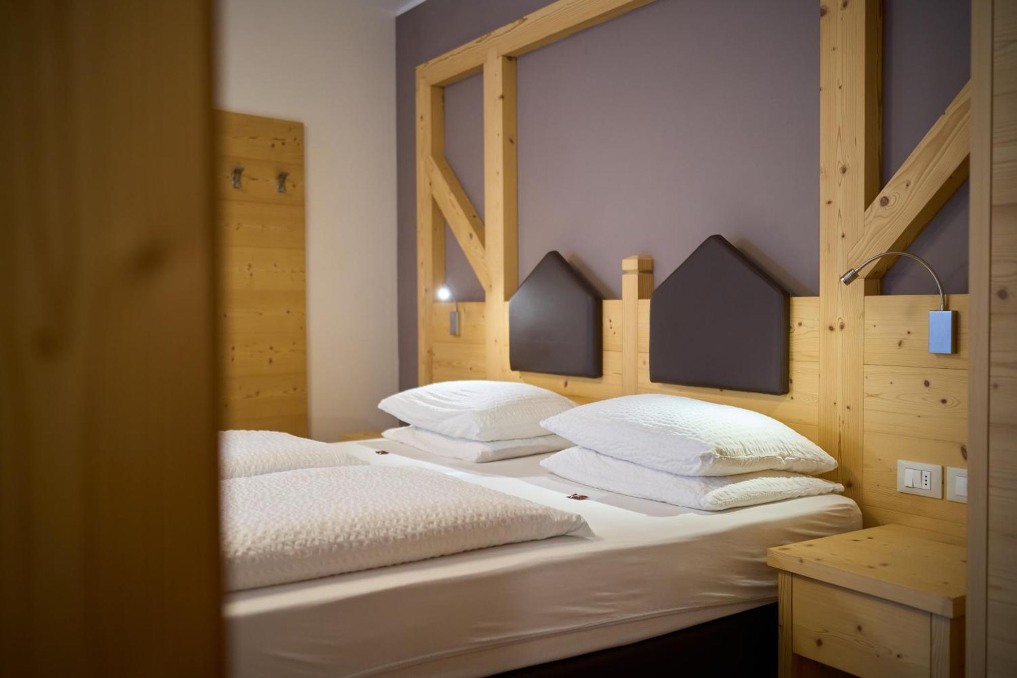 Dolcevita Ambiez B&B San Lorenzo Dorsino Εξωτερικό φωτογραφία