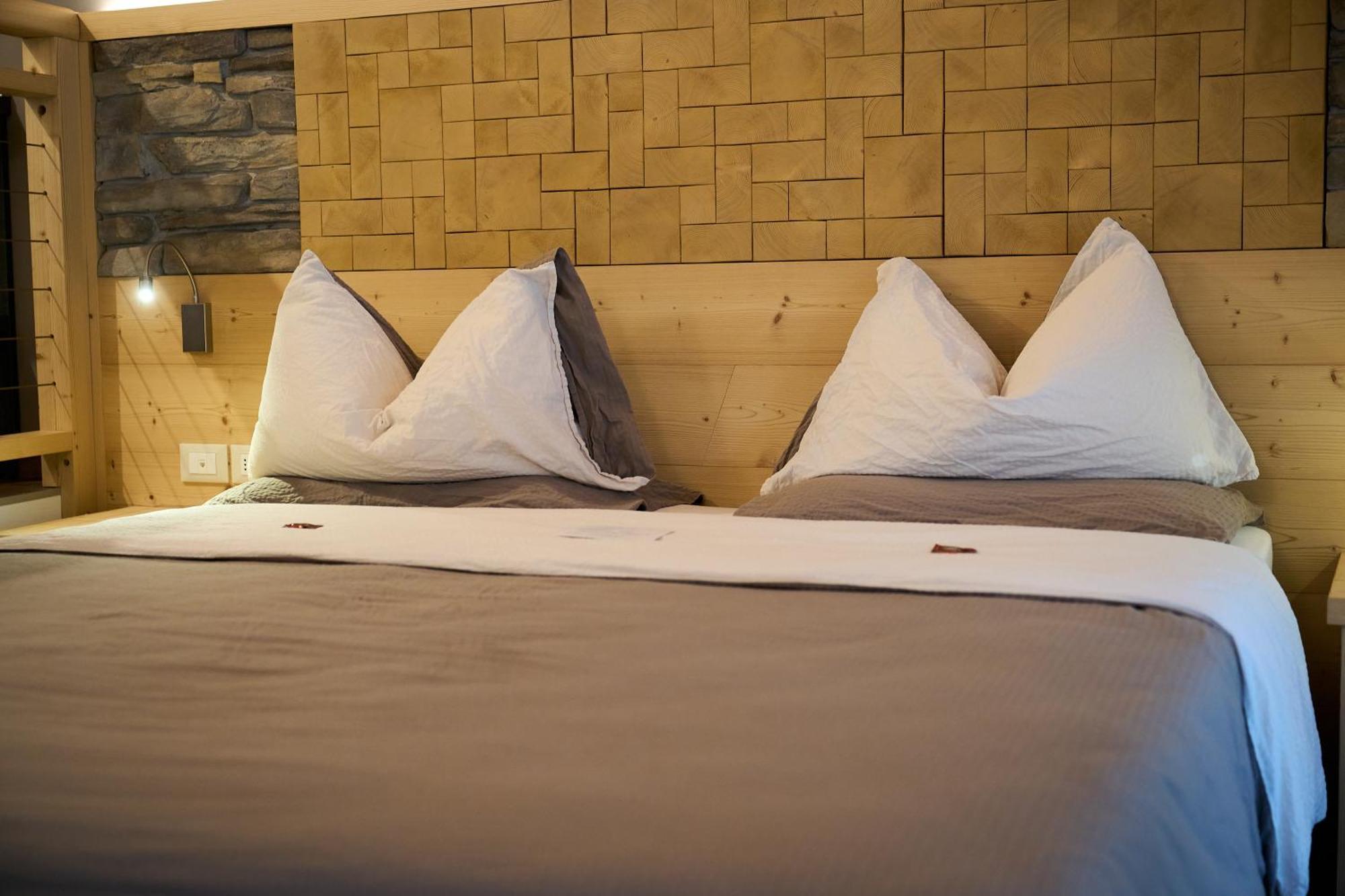 Dolcevita Ambiez B&B San Lorenzo Dorsino Εξωτερικό φωτογραφία