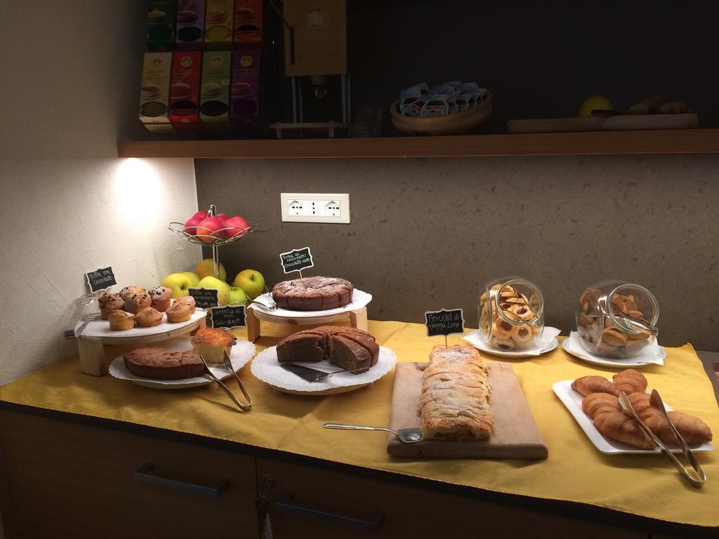 Dolcevita Ambiez B&B San Lorenzo Dorsino Εξωτερικό φωτογραφία