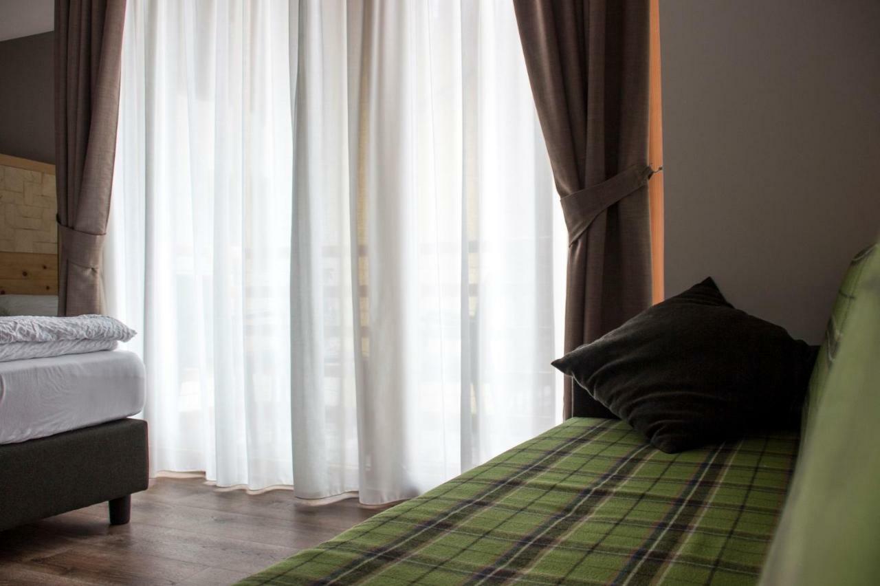 Dolcevita Ambiez B&B San Lorenzo Dorsino Εξωτερικό φωτογραφία