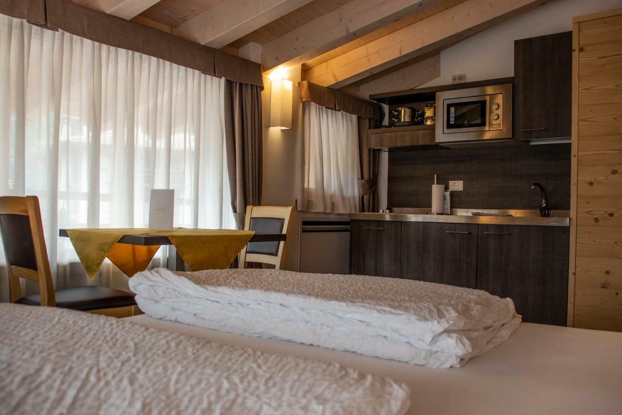 Dolcevita Ambiez B&B San Lorenzo Dorsino Εξωτερικό φωτογραφία