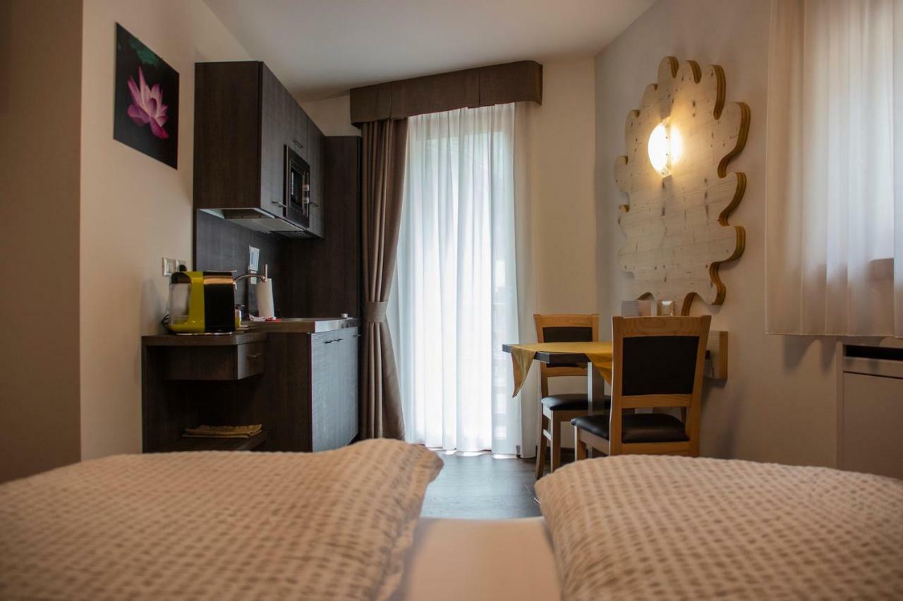 Dolcevita Ambiez B&B San Lorenzo Dorsino Εξωτερικό φωτογραφία