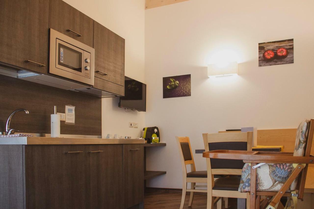 Dolcevita Ambiez B&B San Lorenzo Dorsino Εξωτερικό φωτογραφία