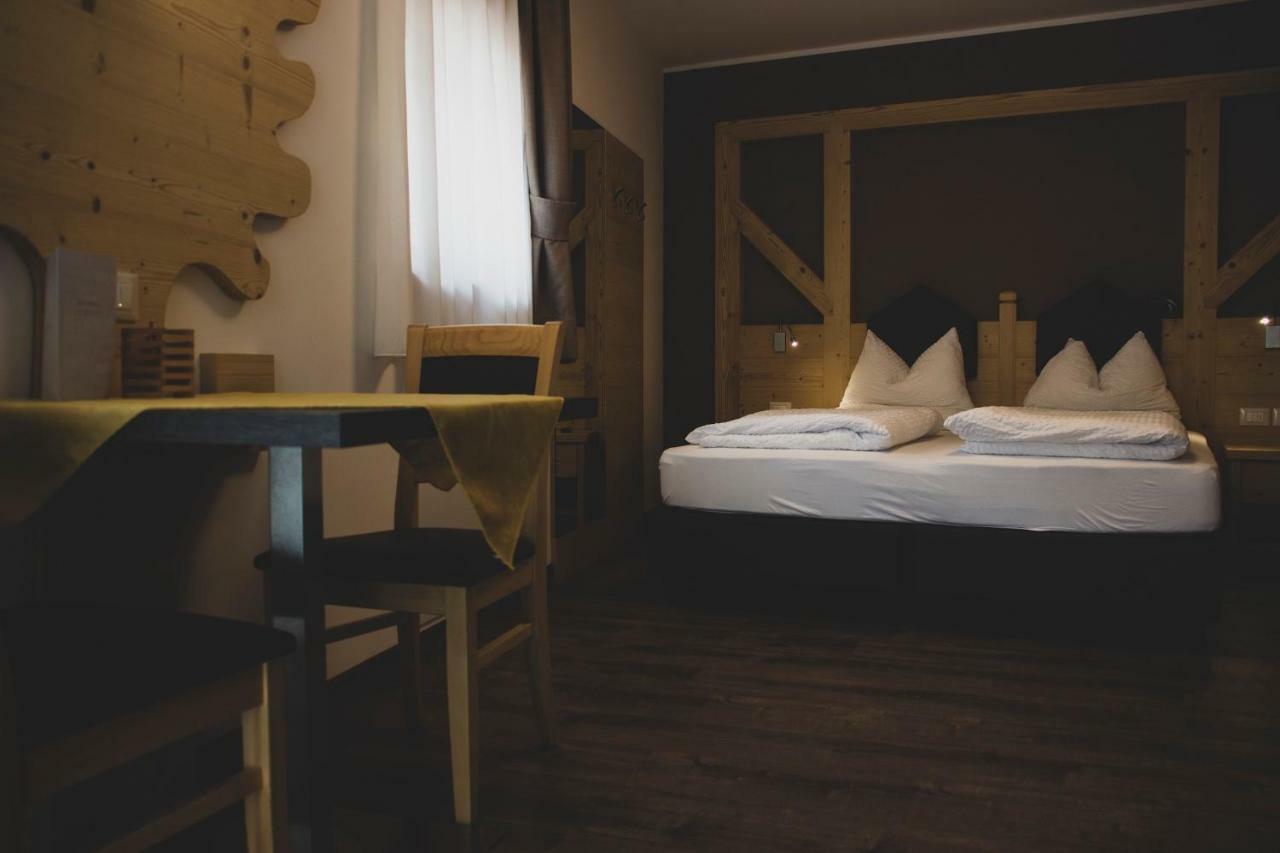 Dolcevita Ambiez B&B San Lorenzo Dorsino Εξωτερικό φωτογραφία